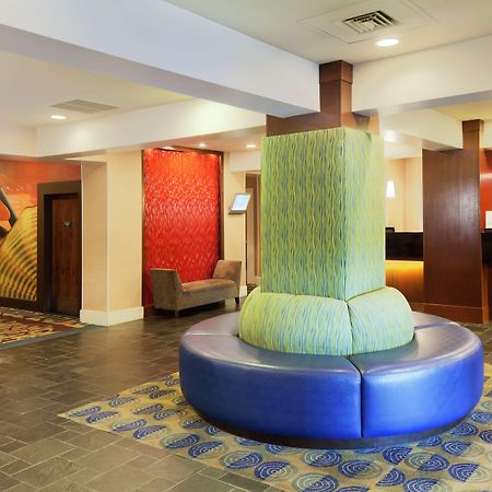 Hotel Doubletree By Hilton Norwalk Interiér fotografie