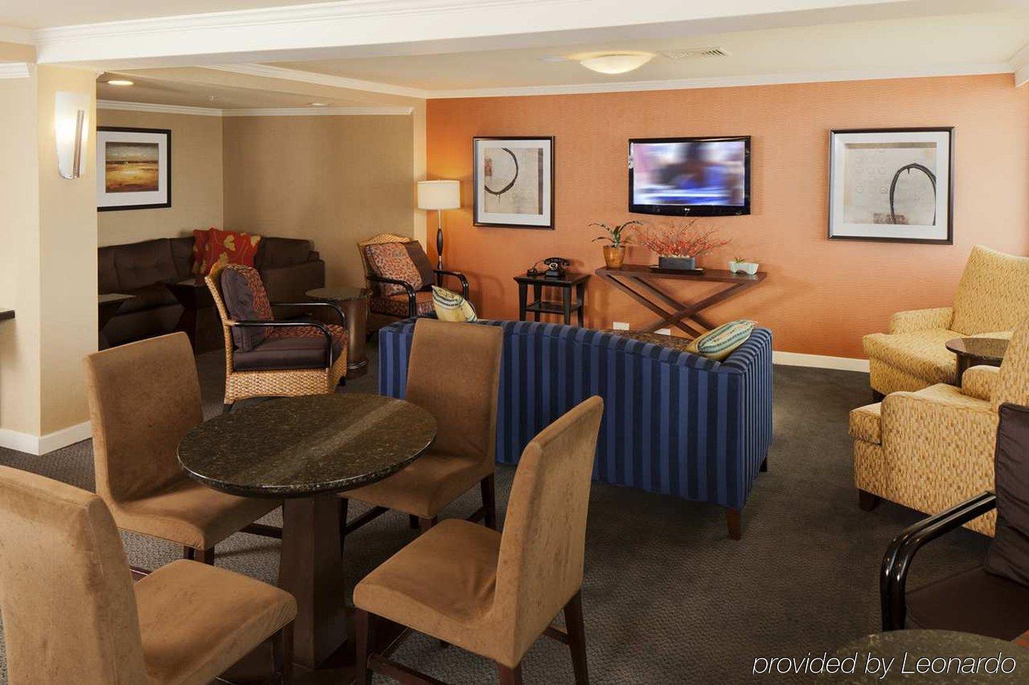 Hotel Doubletree By Hilton Norwalk Interiér fotografie